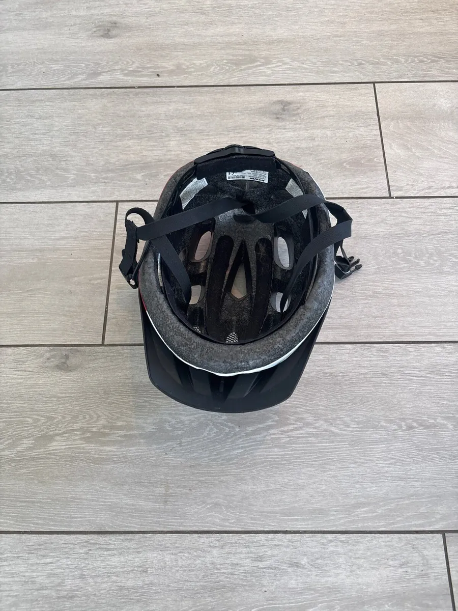 Cycling helmet size small - Image 2