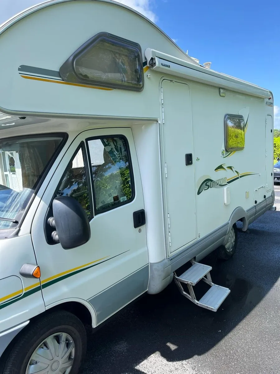 Motor home - Image 3