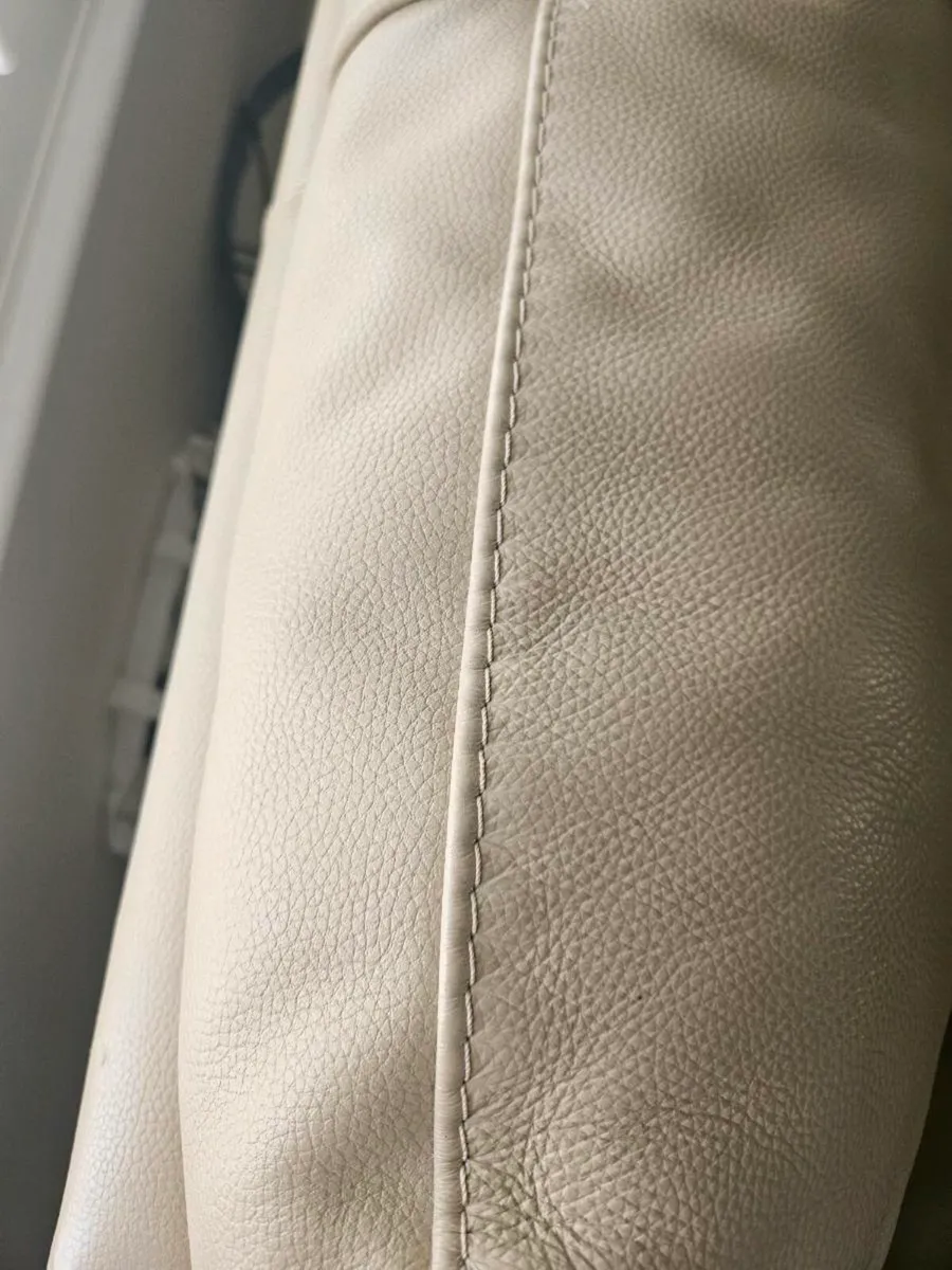 CREAM GENUINE LEATHER SOFA - Image 3