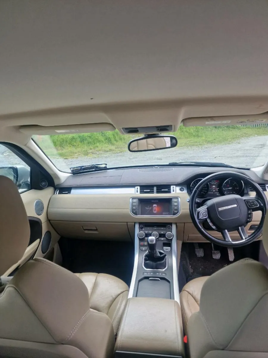 Range Rover Evoque - Image 3