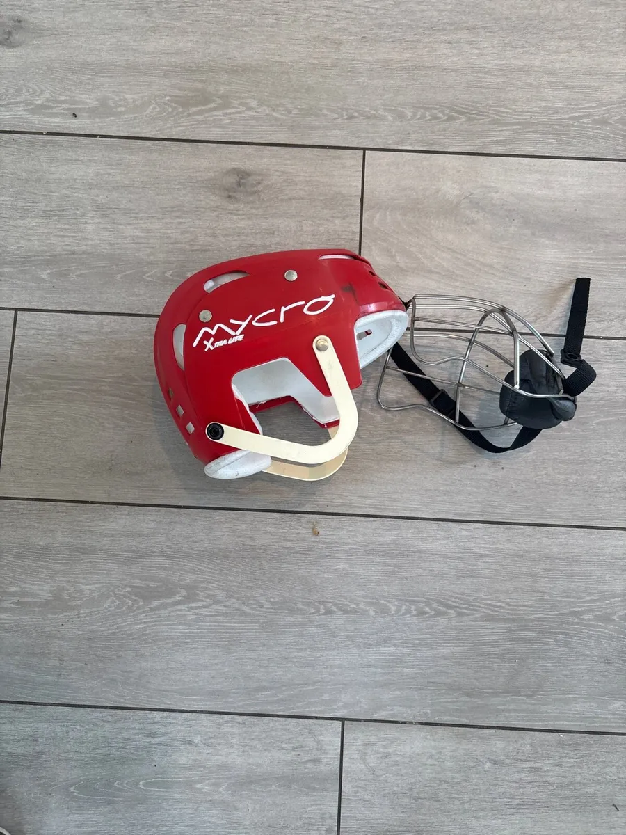 Hurling helmet size small - Image 2