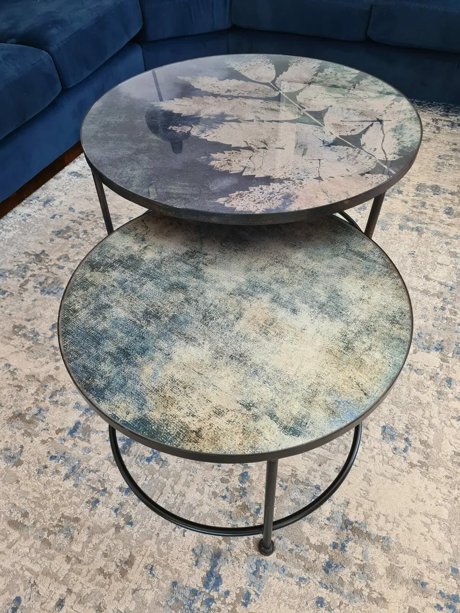 pair of circle tables - Image 1