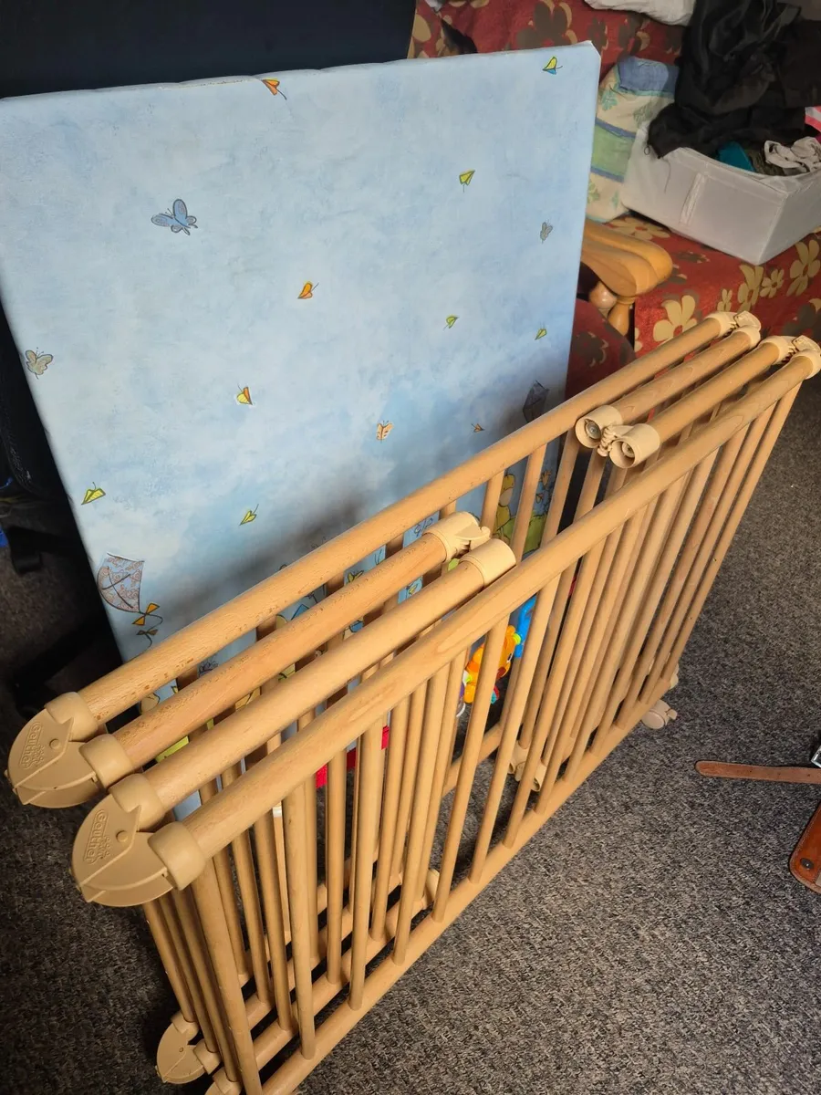 Geuther Wooden Playpen (Lucy) - Image 4