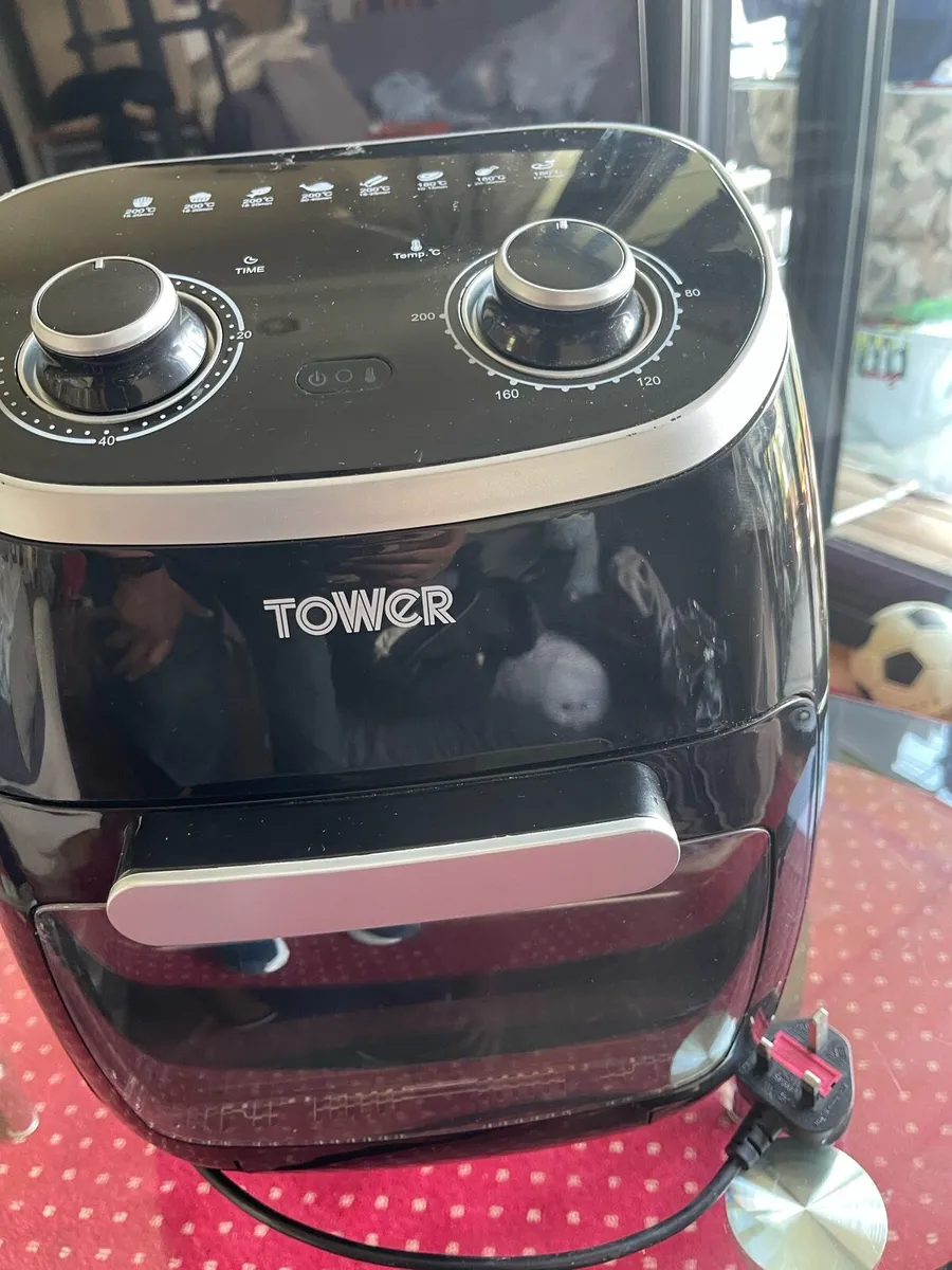 Air fryer - Image 1