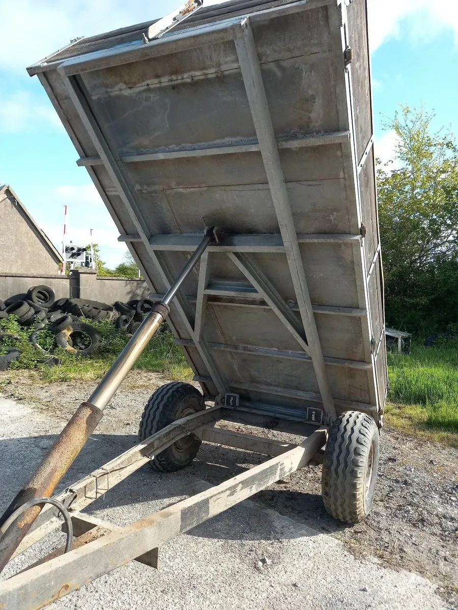 Tipping Trailer - Image 3