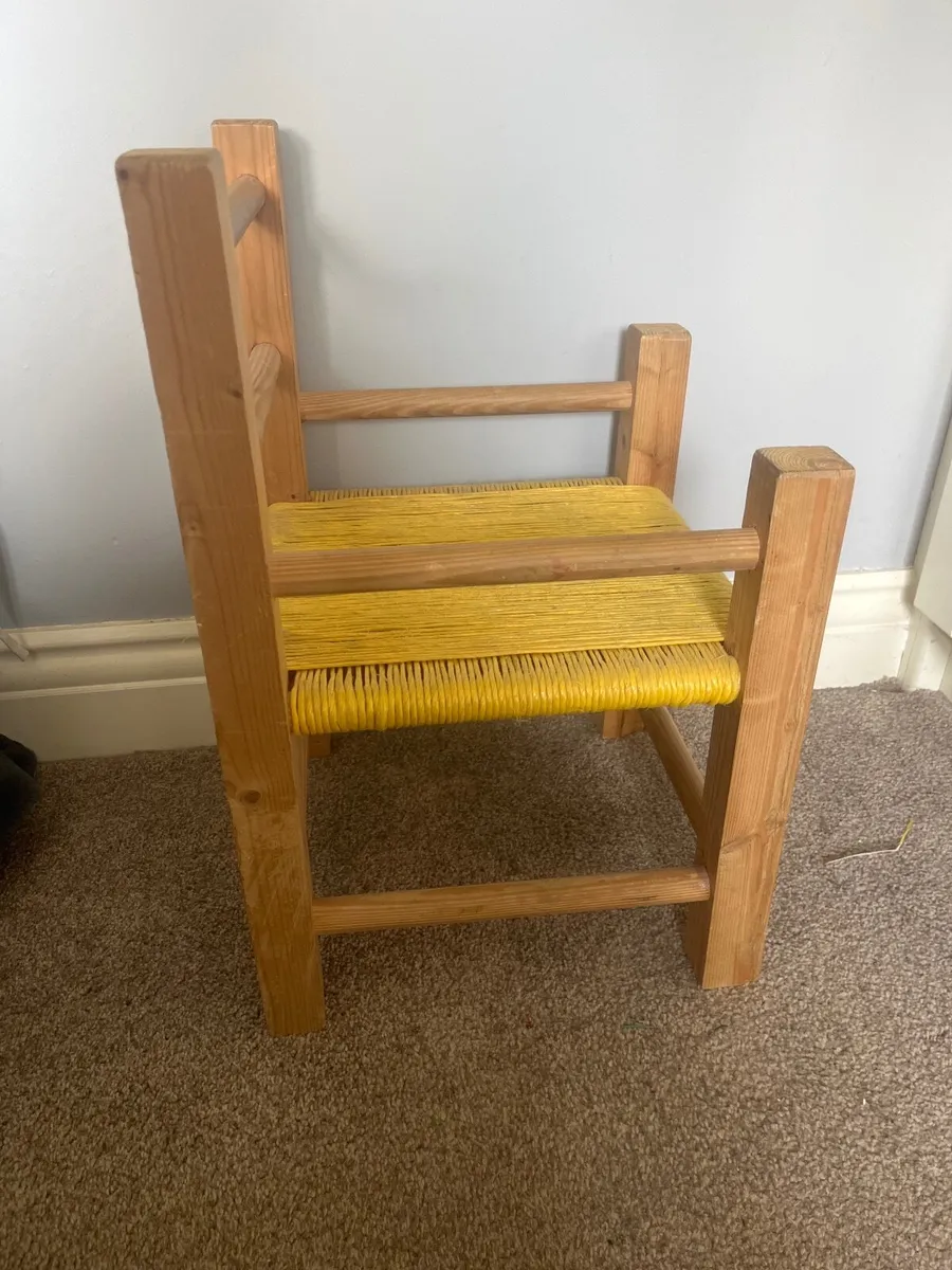 Childrens chair - Image 2