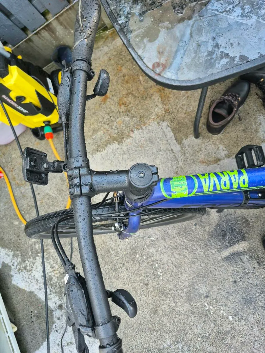 Adult Carrera  Axle hybrid bicycle
21 speed shiman - Image 4
