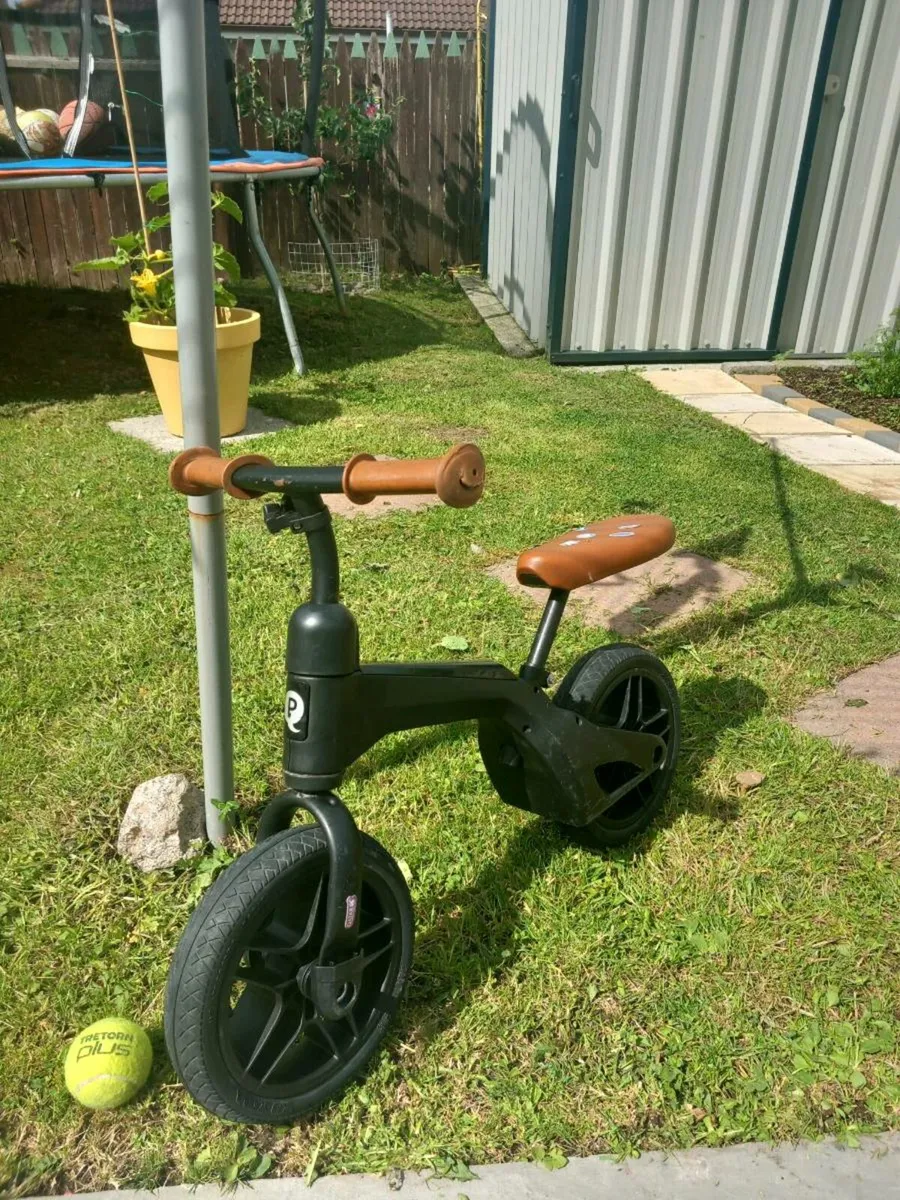QPlay Tech Balance Bike Black - Image 1