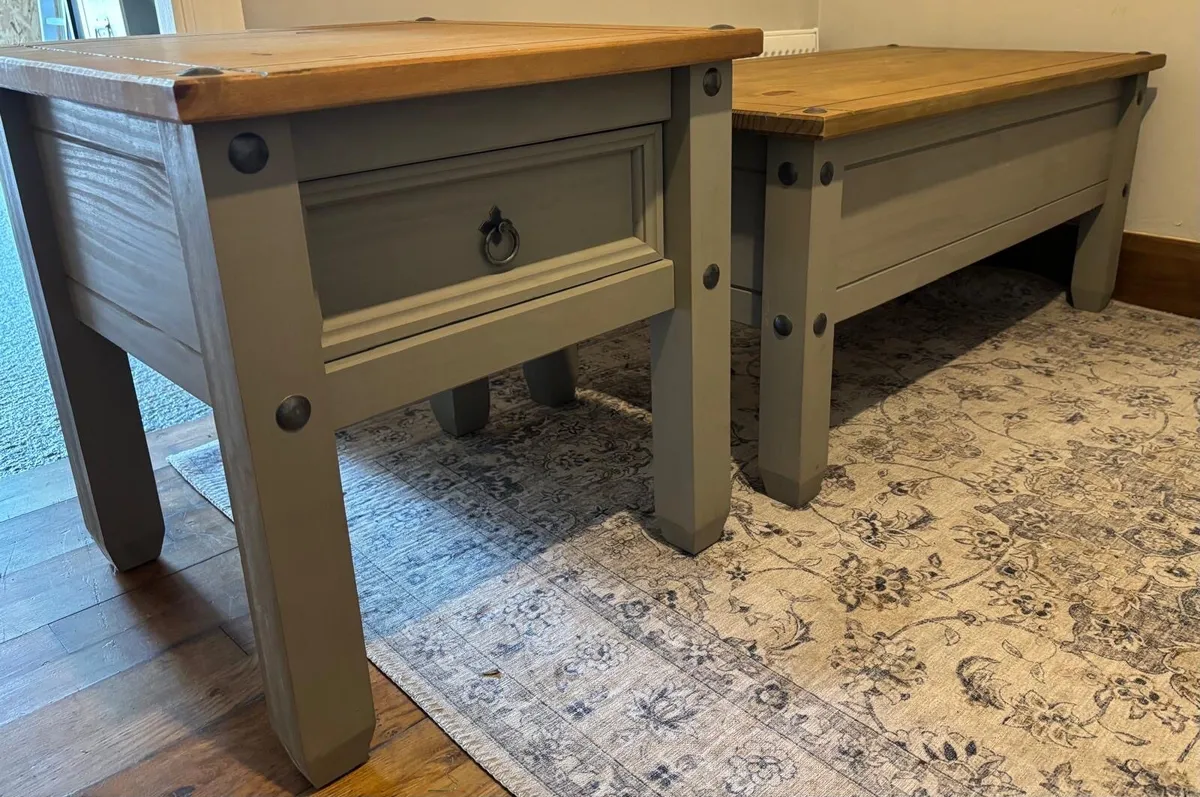 Coffee table and matching side table - Image 2