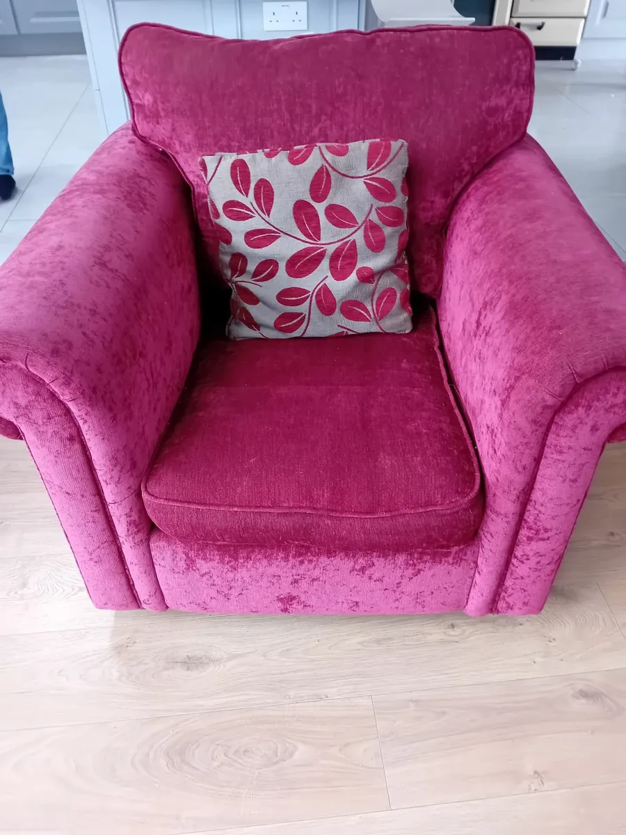 Sofa and arm chair - Image 2