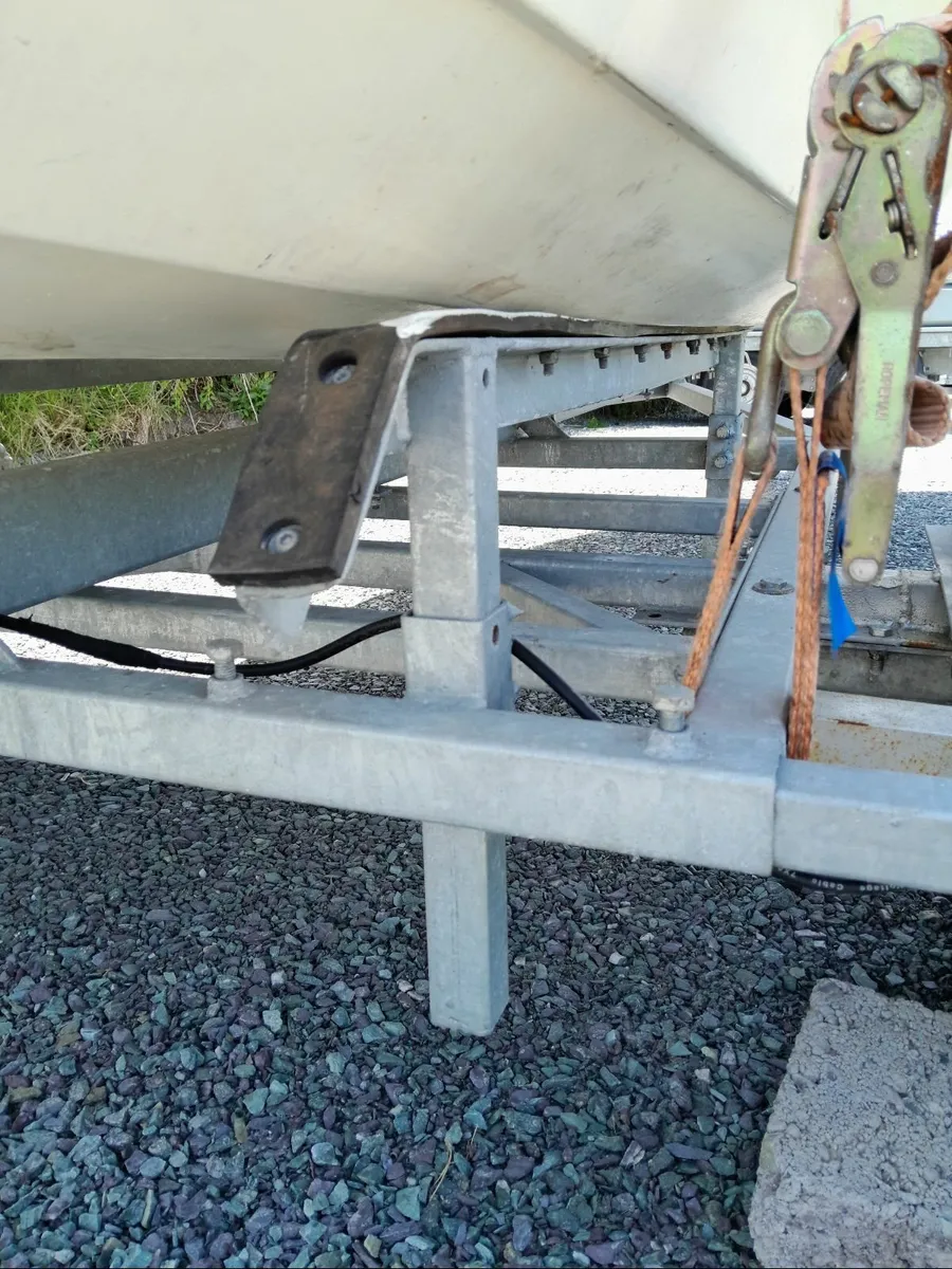 17ft Angling Boat - Image 3