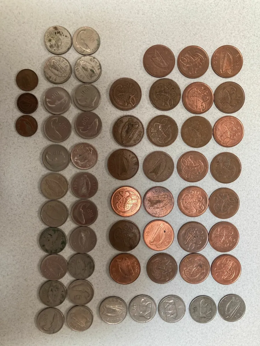 Old Irish coins and bank notes money - Image 3