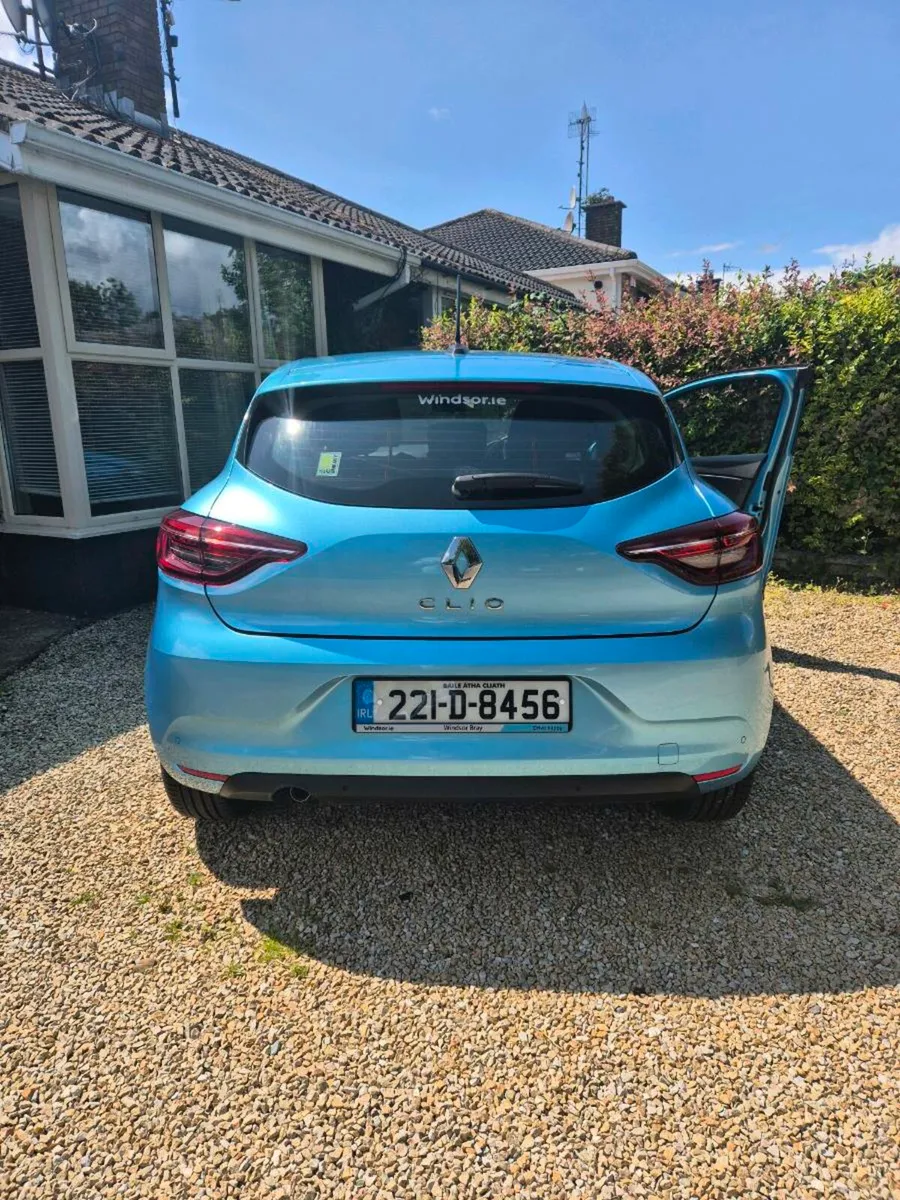 Renault Clio Iconic - Image 2