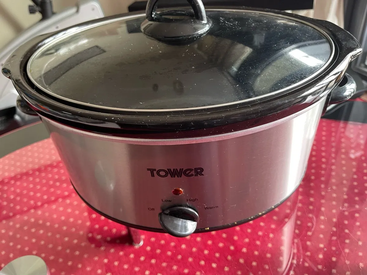 Slow cooker Tower - Image 1