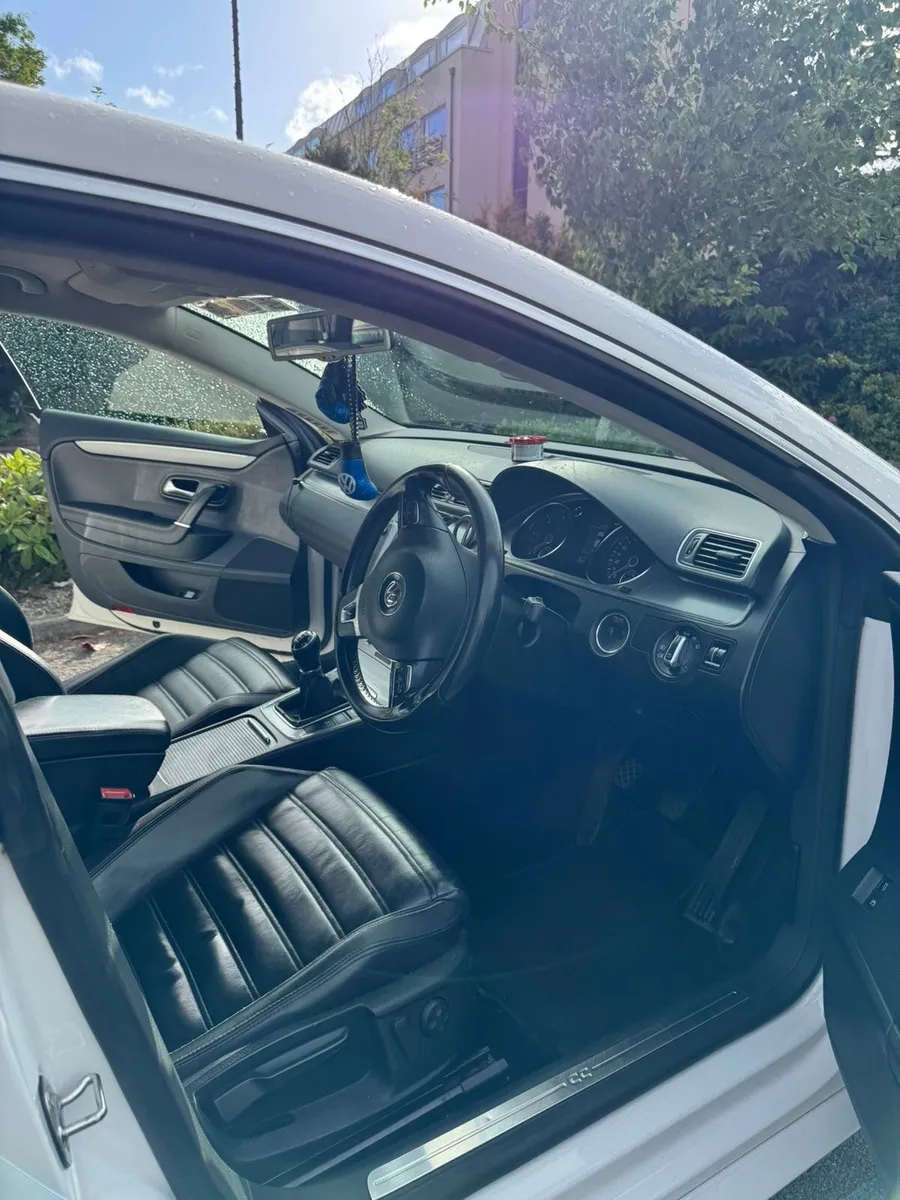 Volkswagen CC 2013 - Image 3