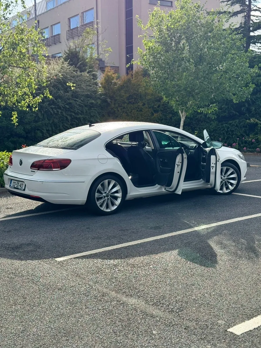 Volkswagen CC 2013 - Image 1