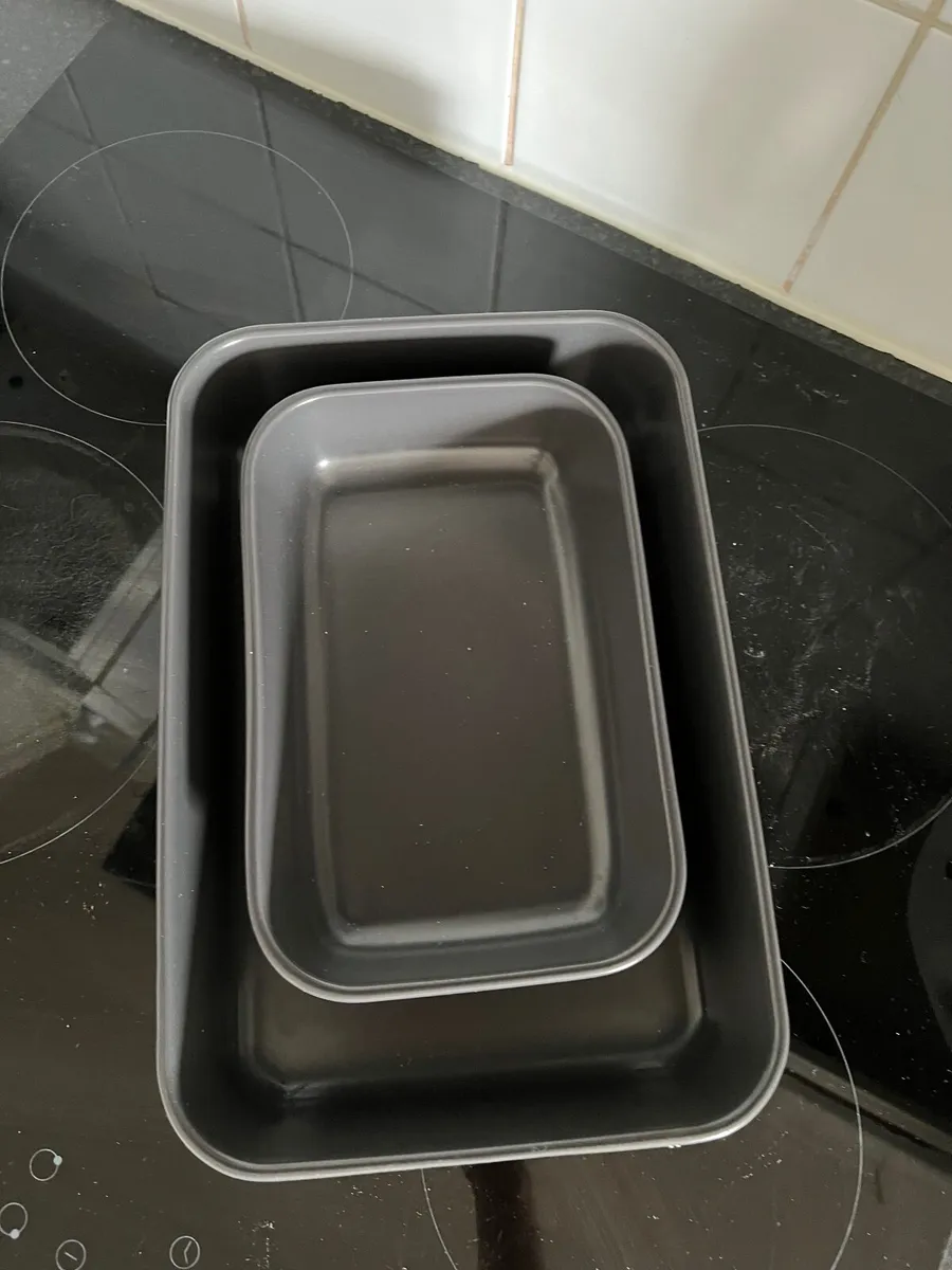 Black ovenware set/baking dishes from IKEA - Image 3