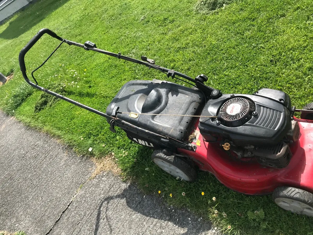 Lawnmower For sale - Image 4