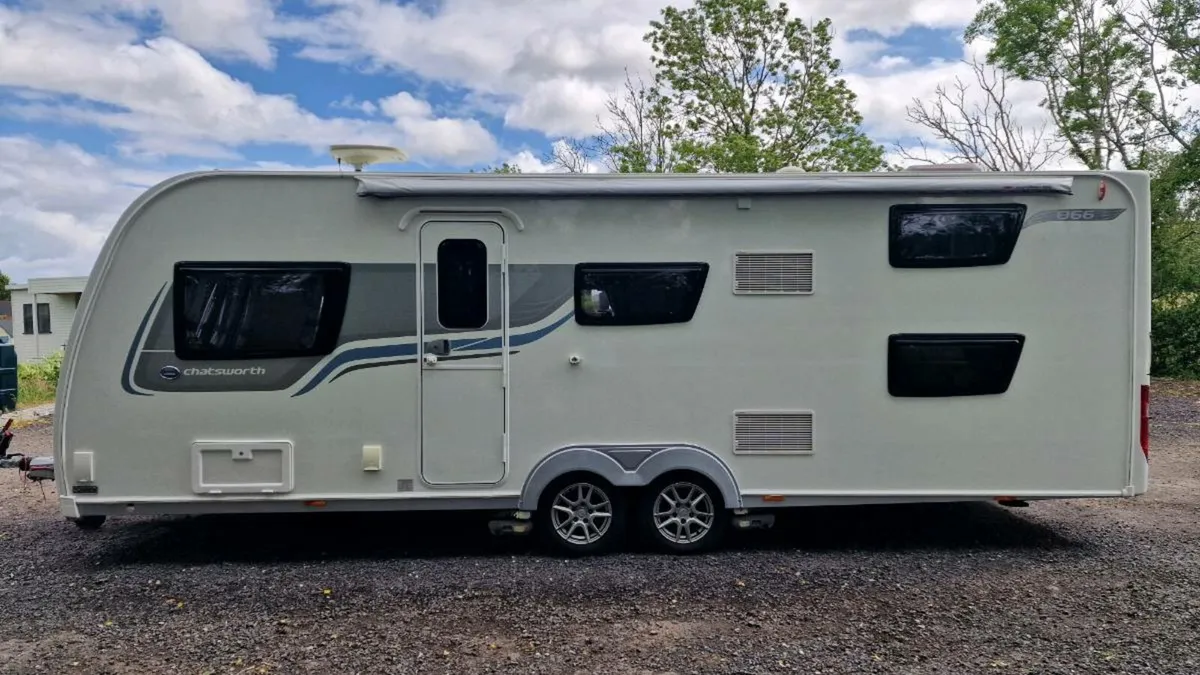 Elddis Chatsworth 866 Caravan 6 berth 2017 - Image 2