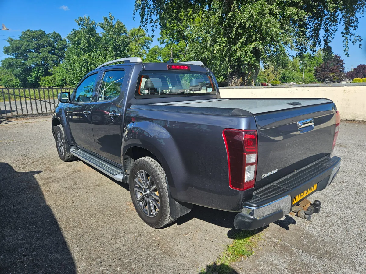 Isuzu - Image 4