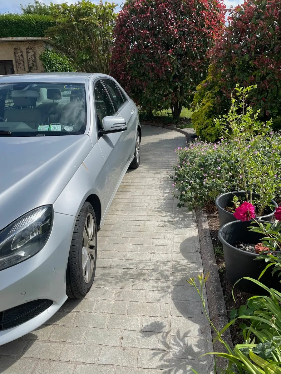 Mercedes-Benz E-Class 2015 - Image 3