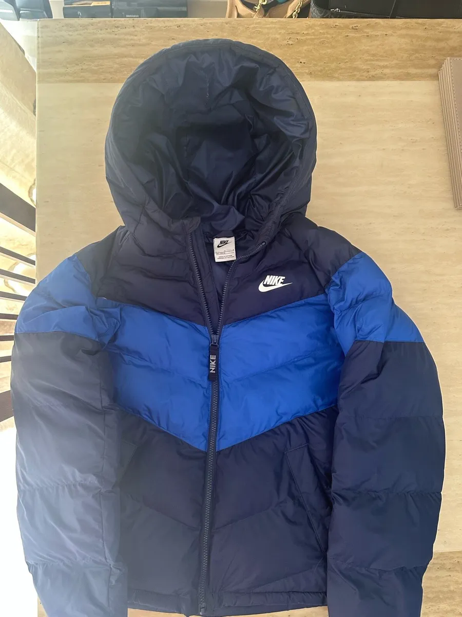 Clothes - Image 3