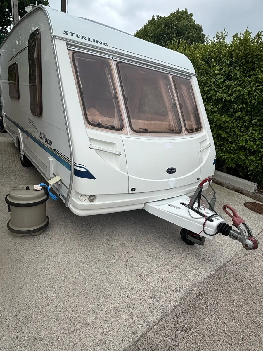 Caravan - Image 2