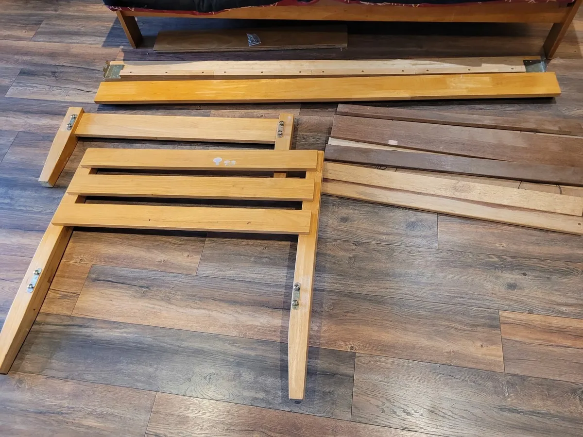 Single bed - Image 4