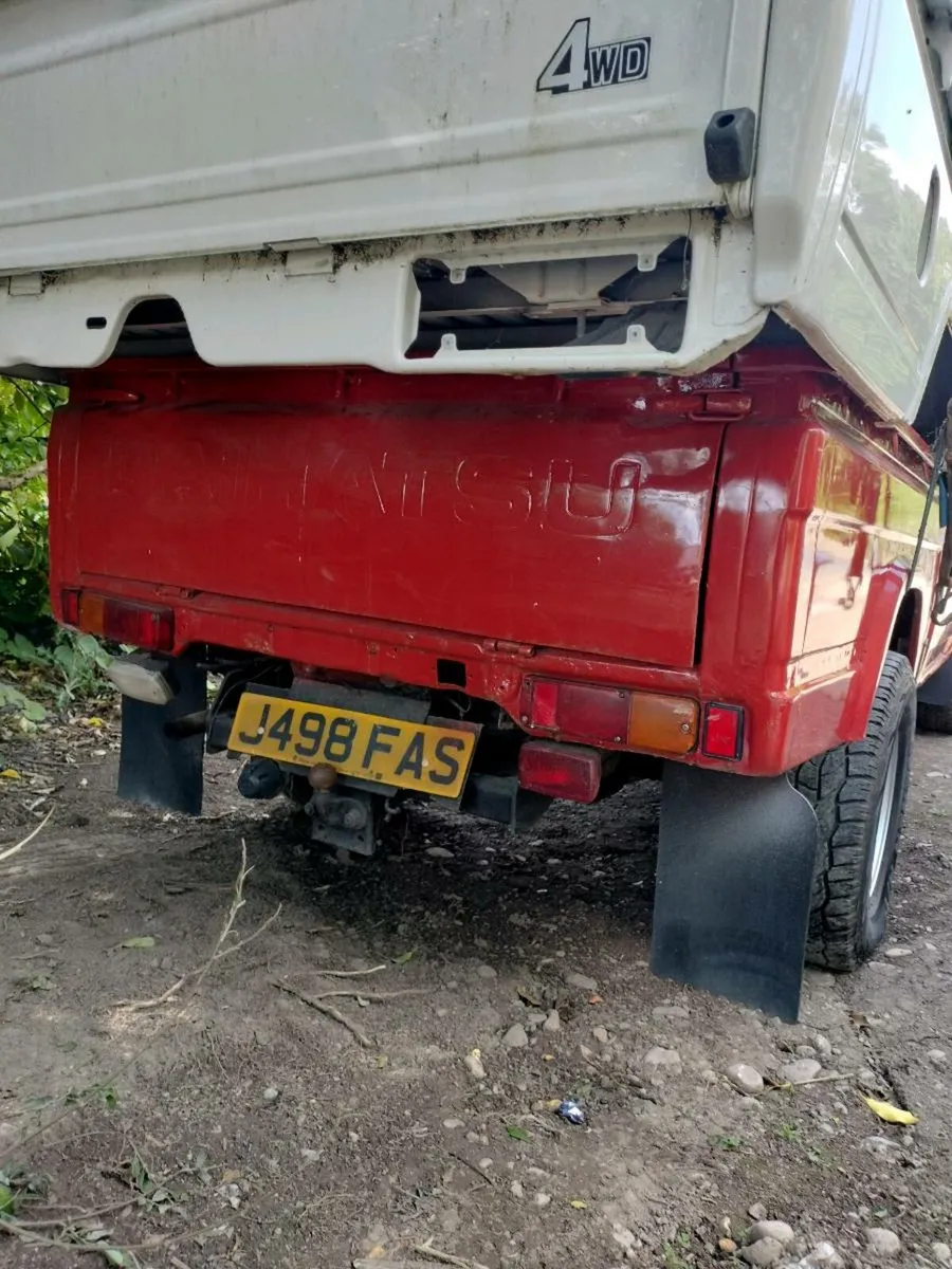 2 Daihatsu fourtrak - Image 1
