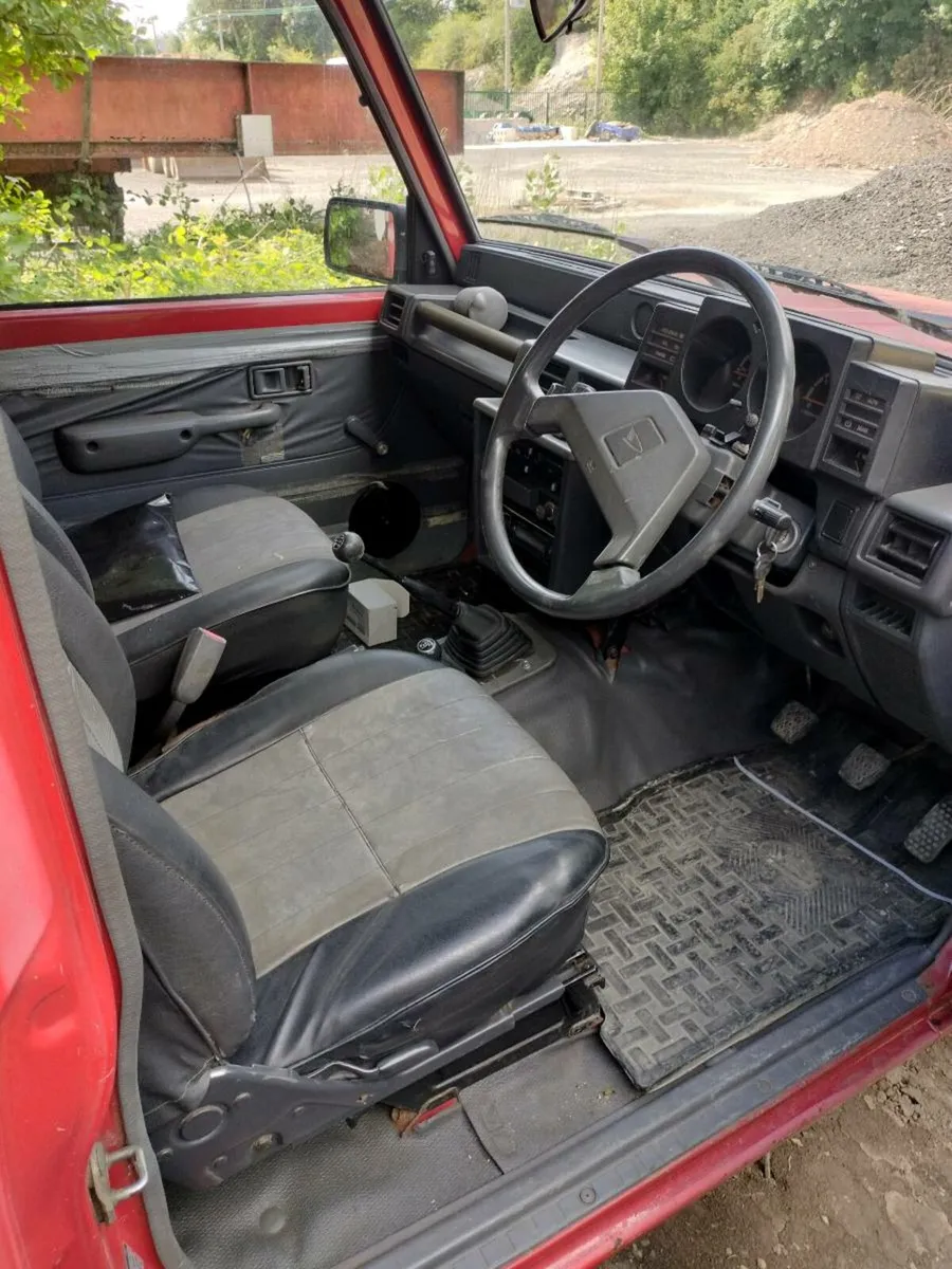 2 Daihatsu fourtrak - Image 2