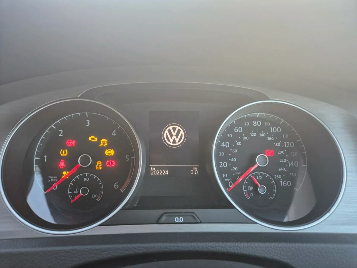 Volkswagen Golf - Image 2