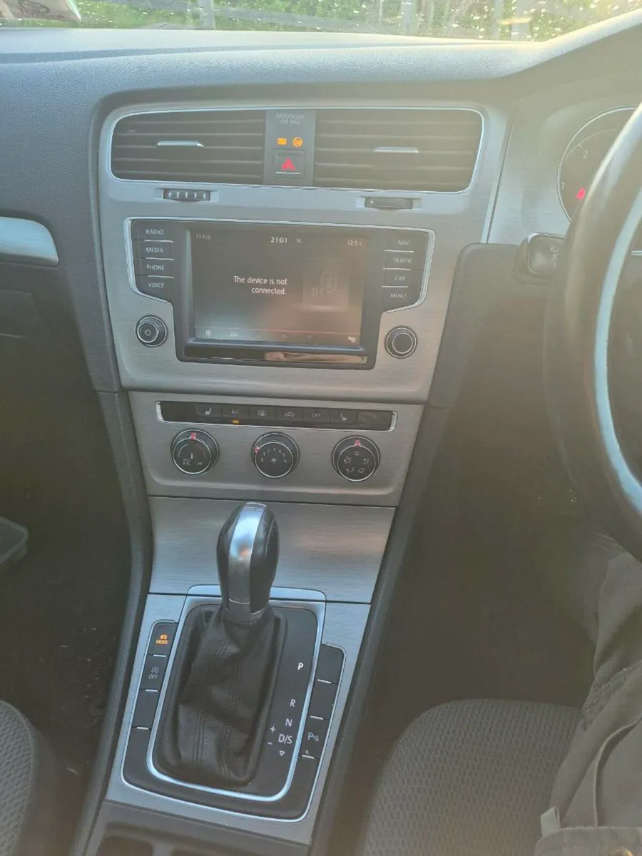 Volkswagen Golf - Image 3