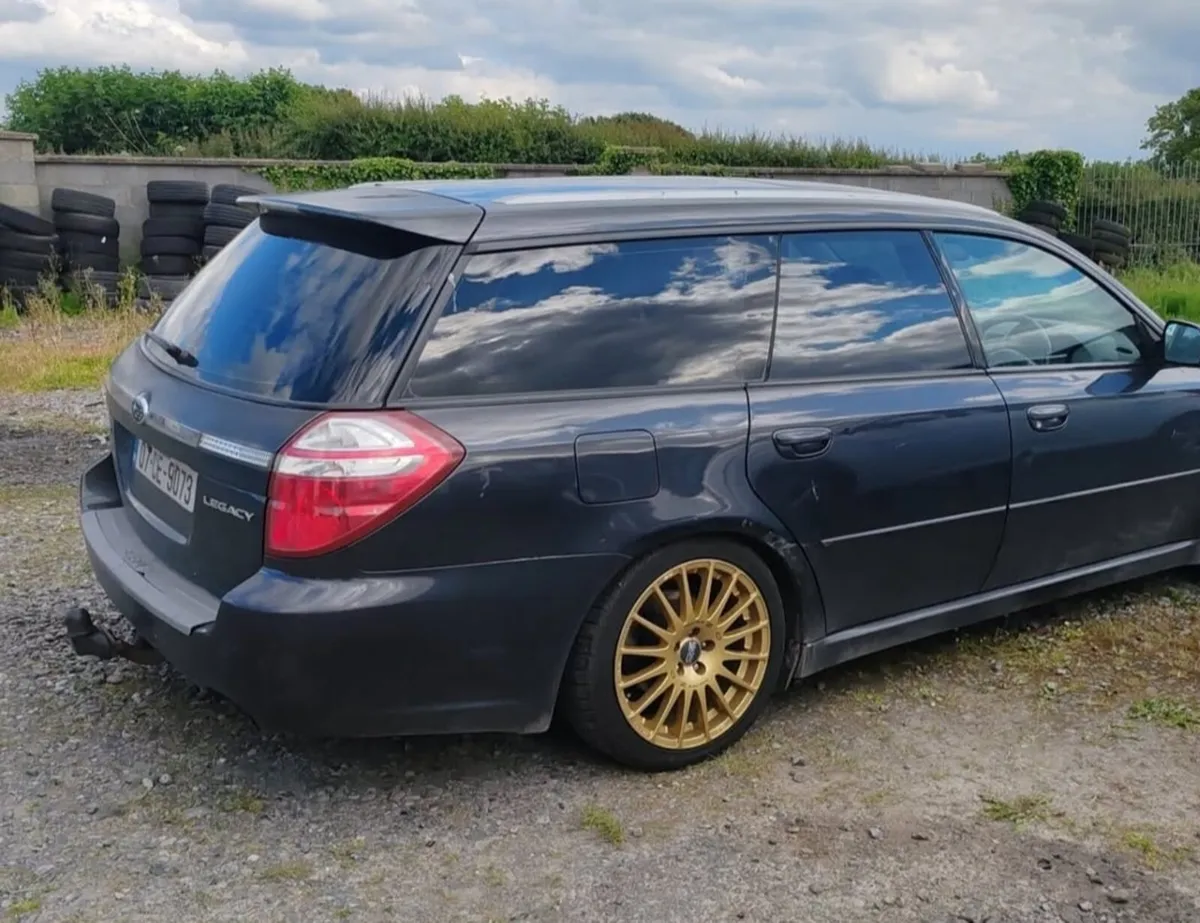 Subaru Legacy - Image 2