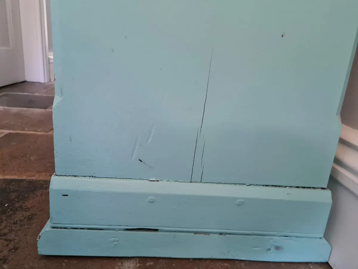 church pew - Image 4