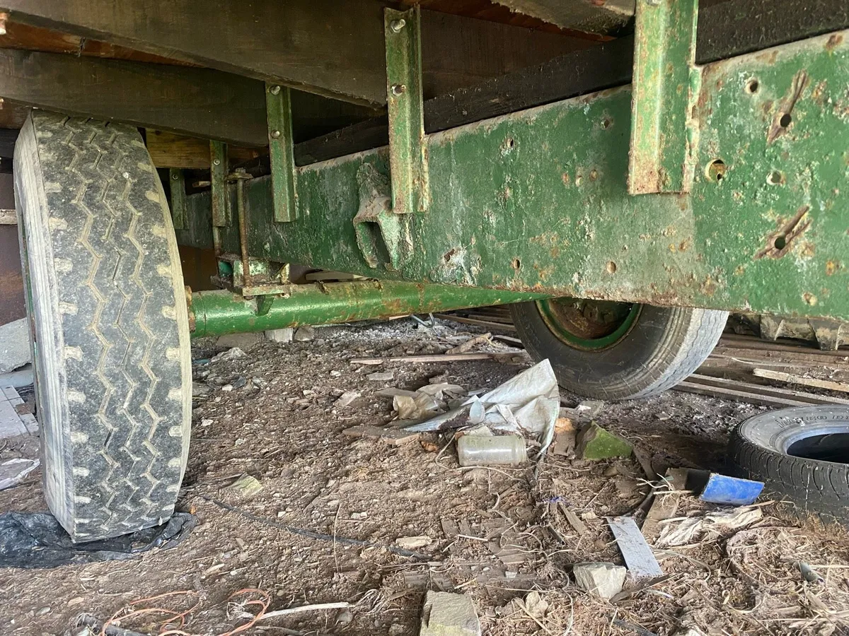 14x7 timber trailer new tyres - Image 2