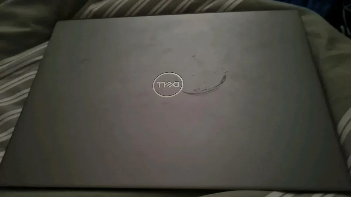 Dell Vostro 5320 - Image 2