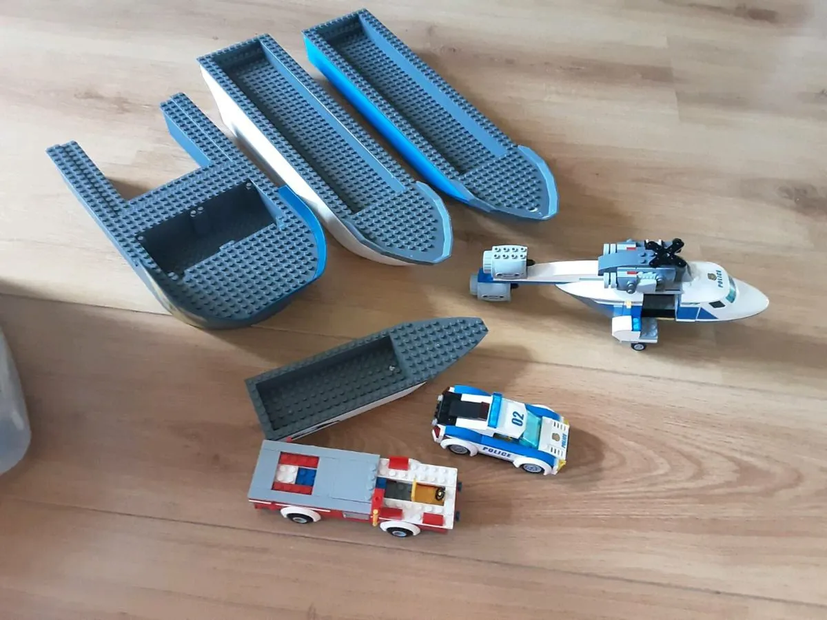 Huge Bundle of Lego - Image 2