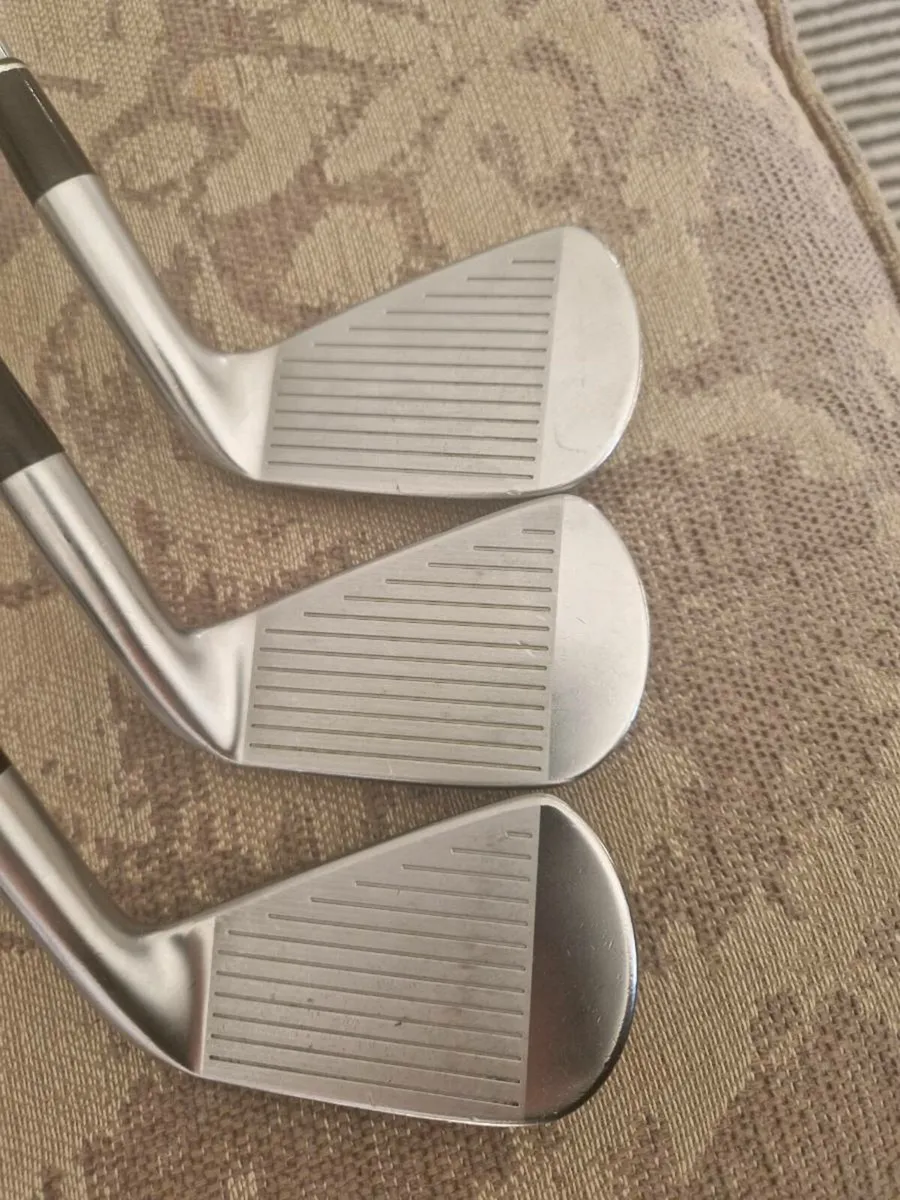 Srixon ZX7 MII Left Handed Irons - Image 3