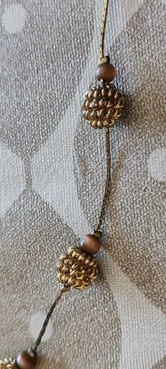 Vintage gold tone necklace - Image 3