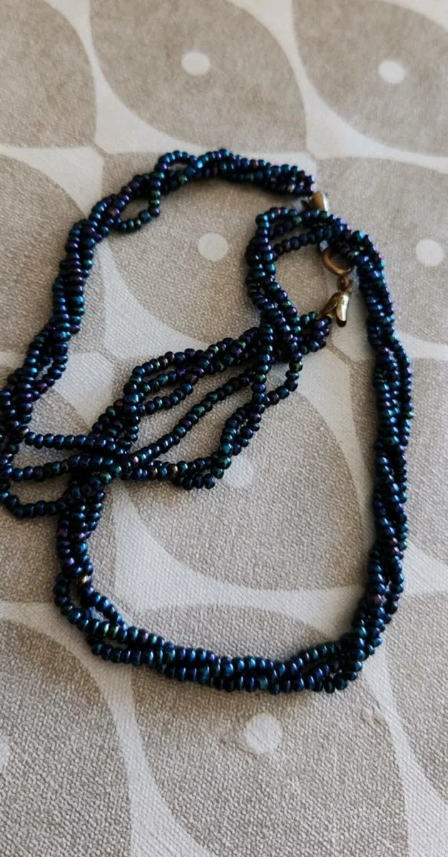 Vintage beaded necklace - Image 2
