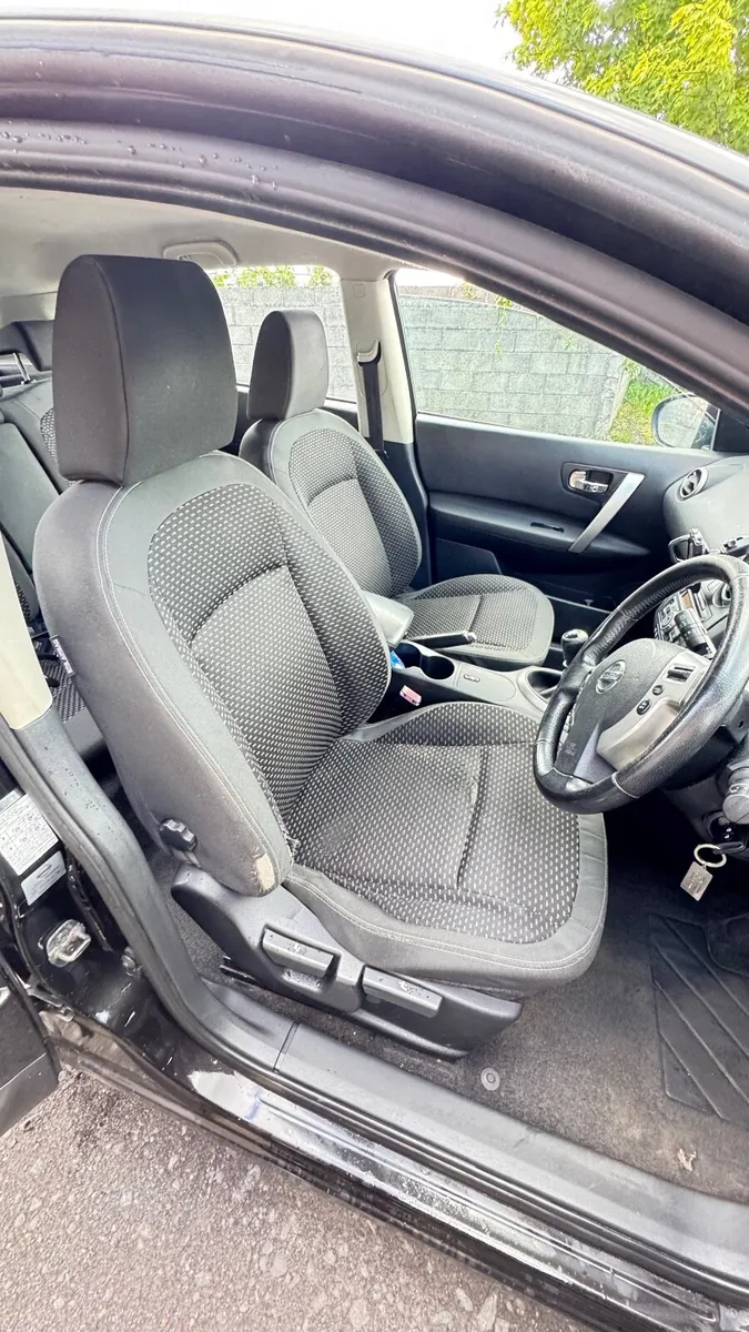 Nissan Qashqai 2009 - Image 3