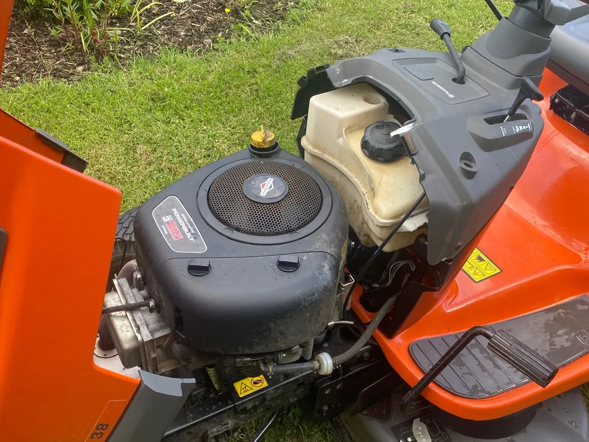Ride on mower - Image 1