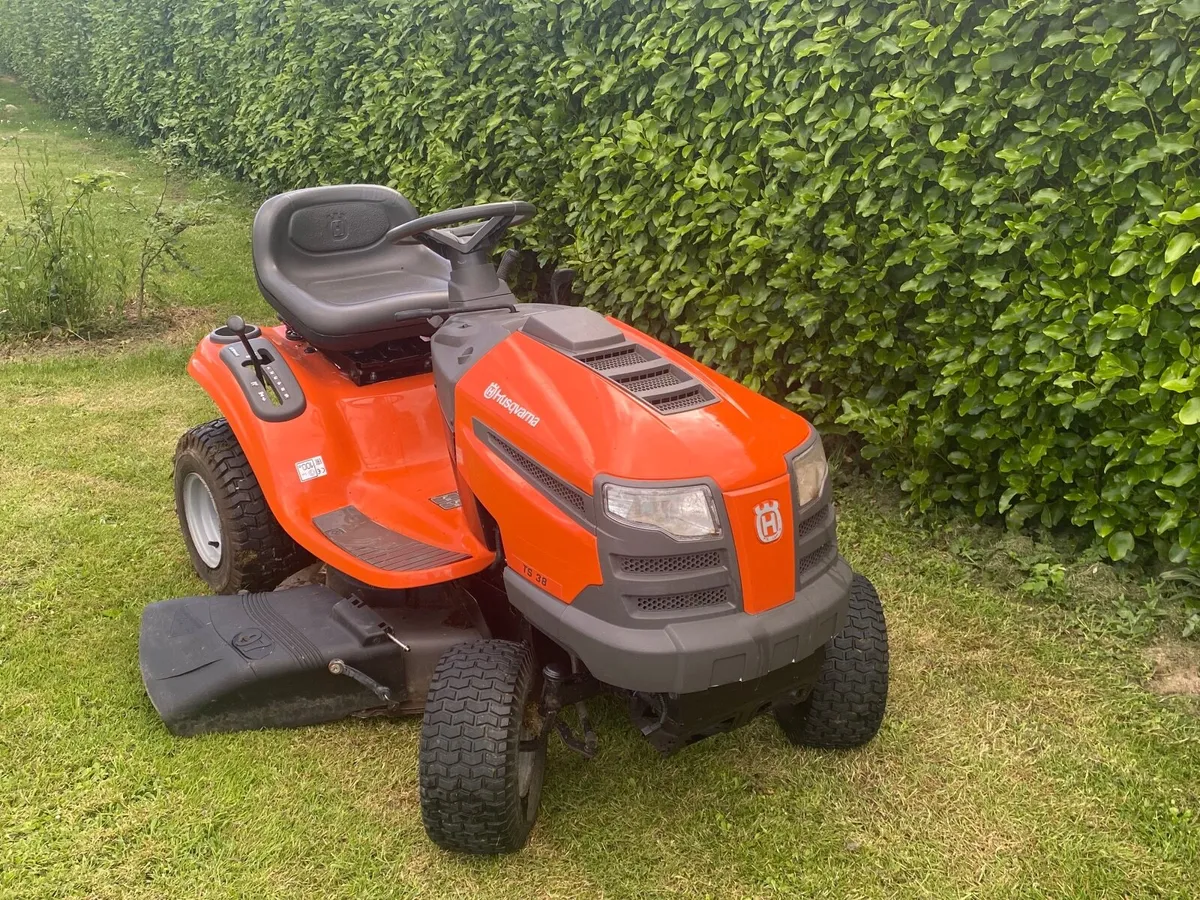 Ride on mower - Image 3