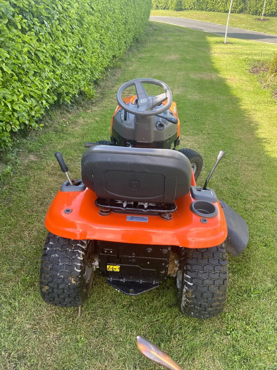 Ride on mower - Image 4