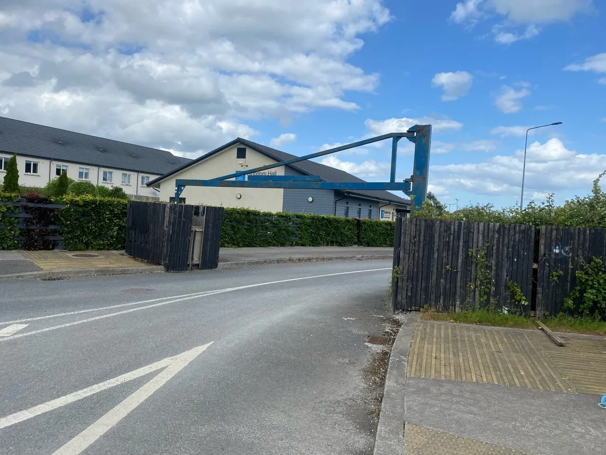 Barrier - Image 1