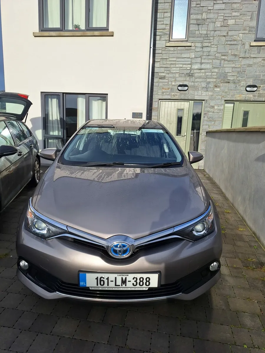 Toyota Auris - Image 1