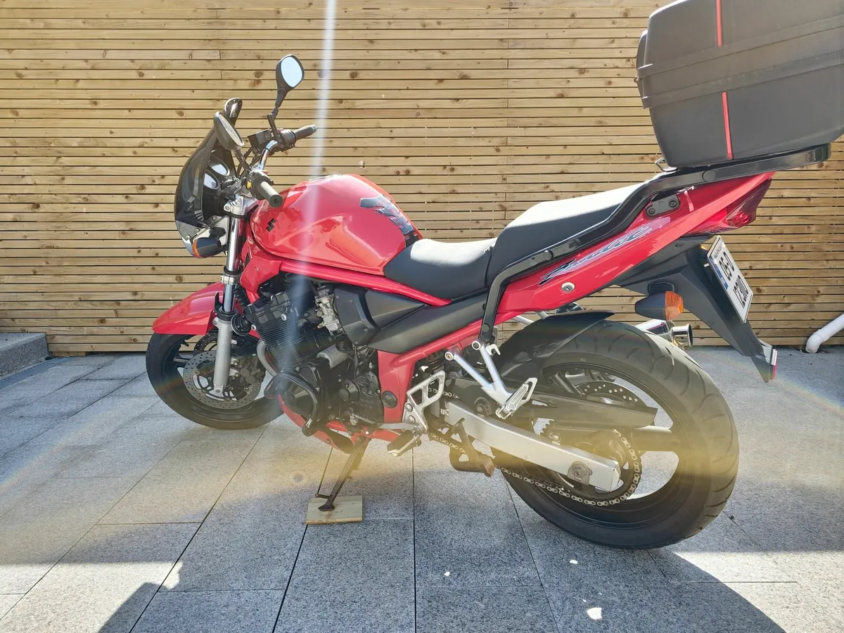 2005 Suzuki Bandit - Very low mileage - Image 1