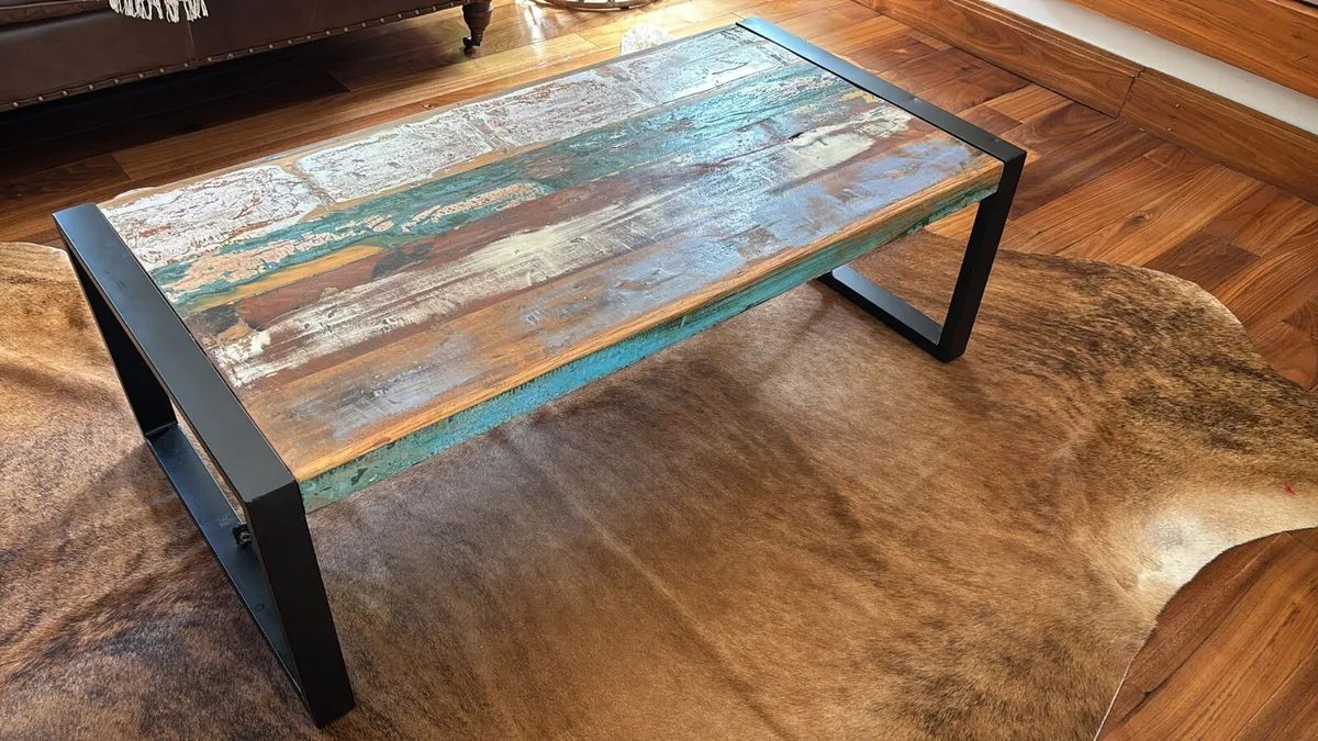Wooden coffee table - Image 2