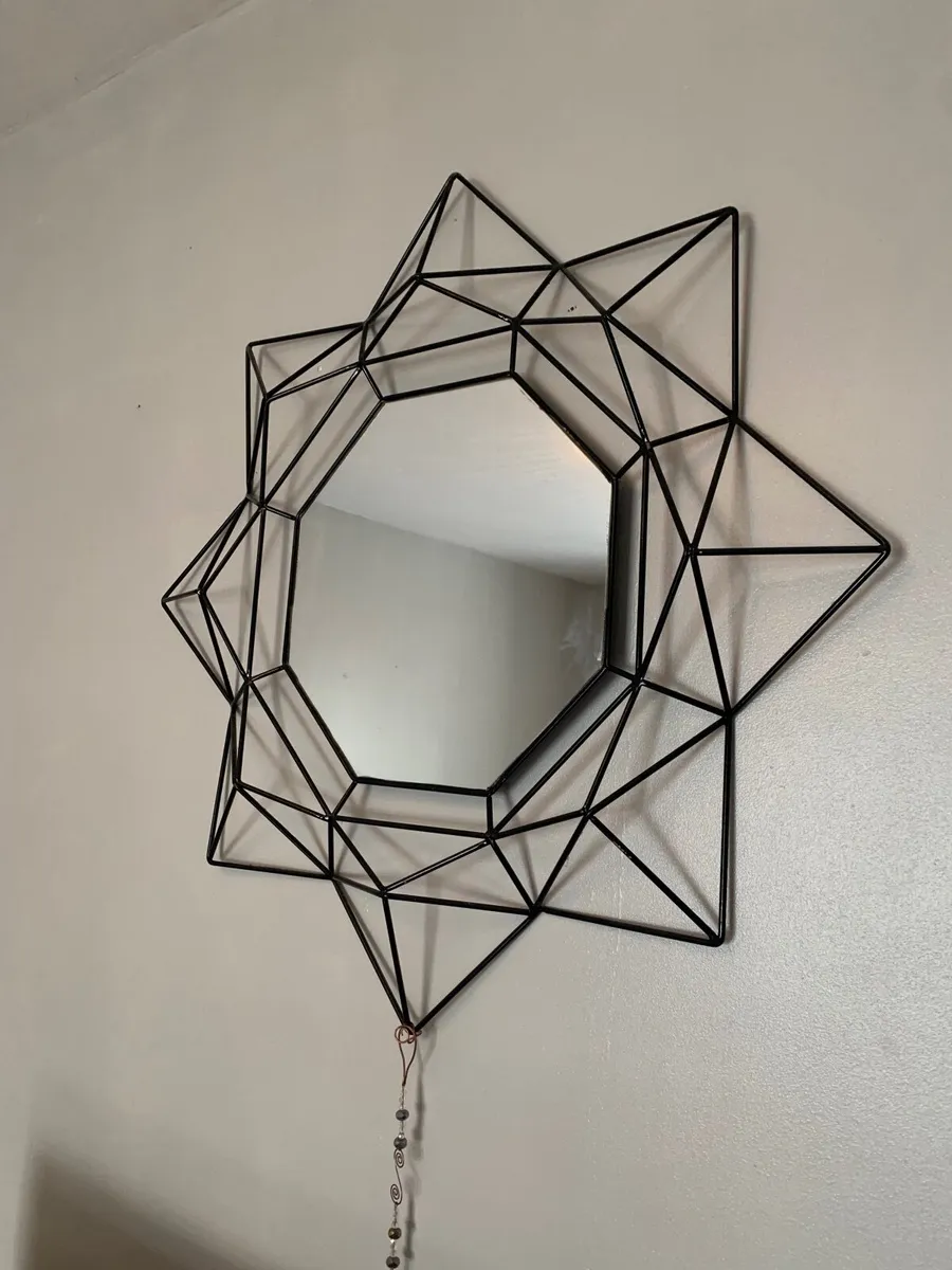 Mirror - Image 1