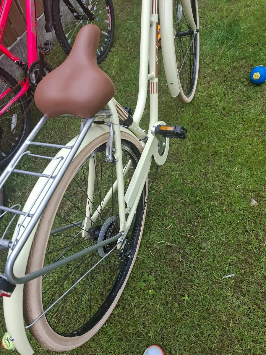 City bike - Image 2